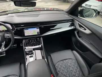 AUDI SQ8 4.0 TFSI qu OPTIK-PA BANG-OLUFSEN MATRIX