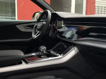AUDI SQ8 4.0 TFSI qu OPTIK-PA BANG-OLUFSEN MATRIX