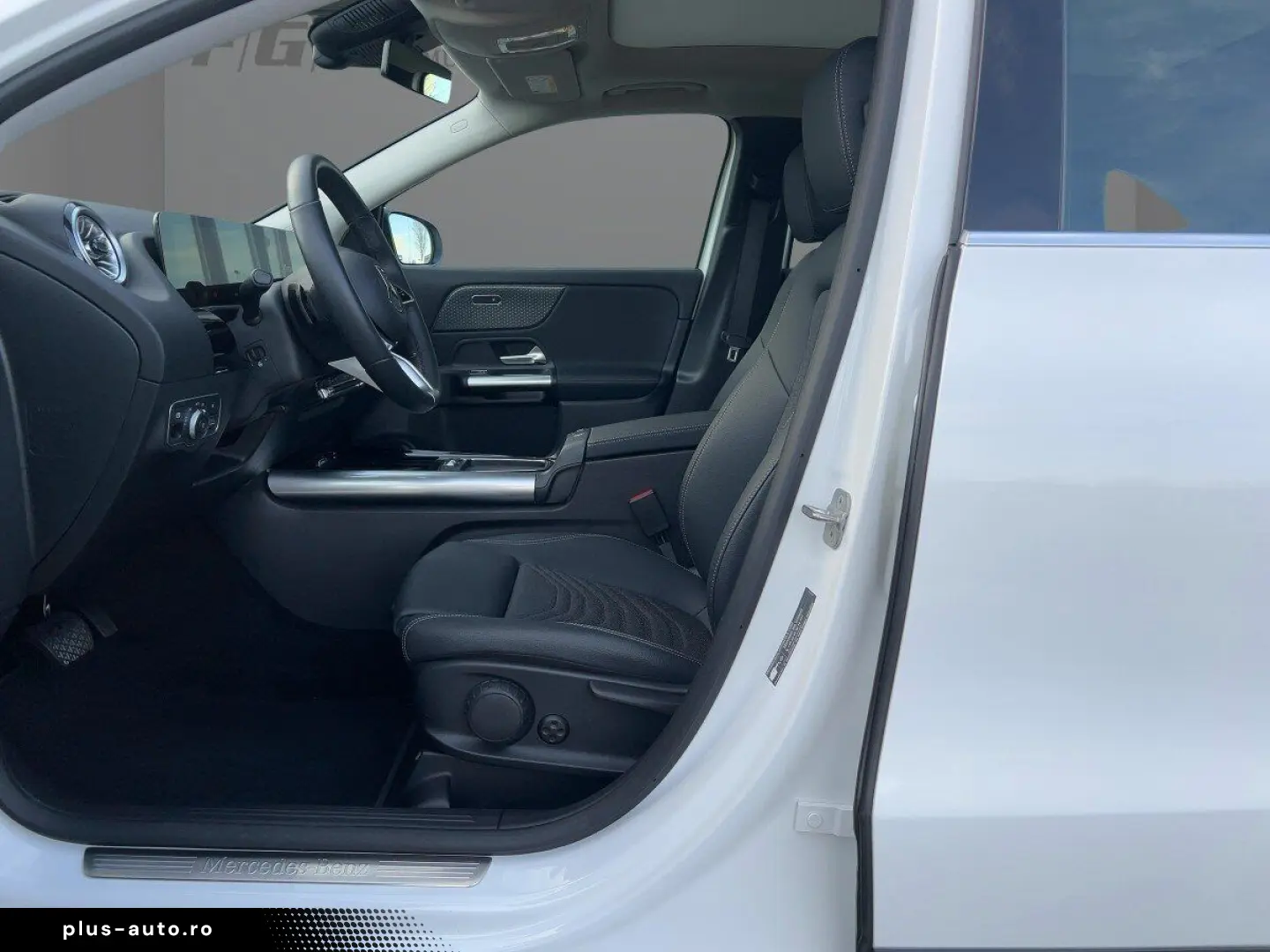 MERCEDES-BENZ GLA 250 4MATIC Progressive Navi Pano.-&hellip;