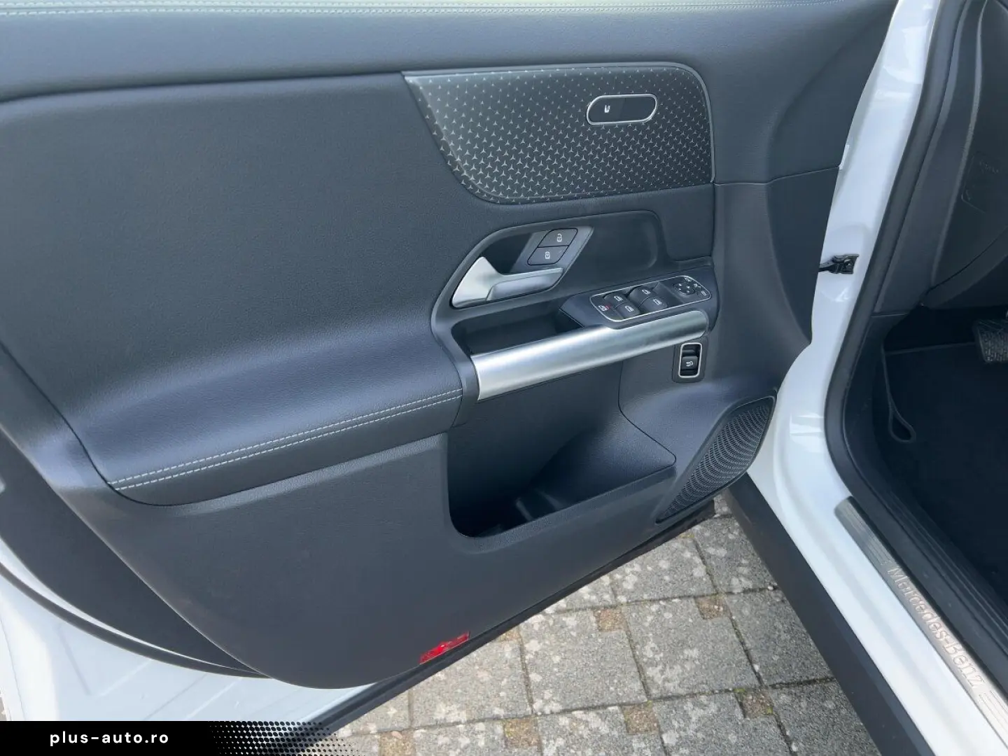 MERCEDES-BENZ GLA 250 4MATIC Progressive Navi Pano.-&hellip;