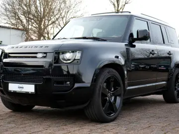 LAND ROVER Defender 110 X-DYNAMIC HSE STANDHEIZ 7SITZE AHK