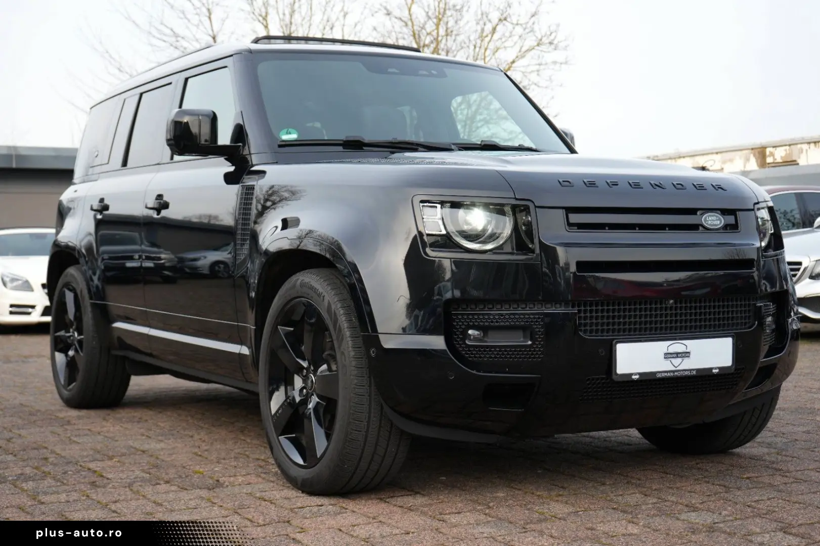 LAND ROVER Defender 110 X-DYNAMIC HSE STANDHEIZ 7SITZE AHK
