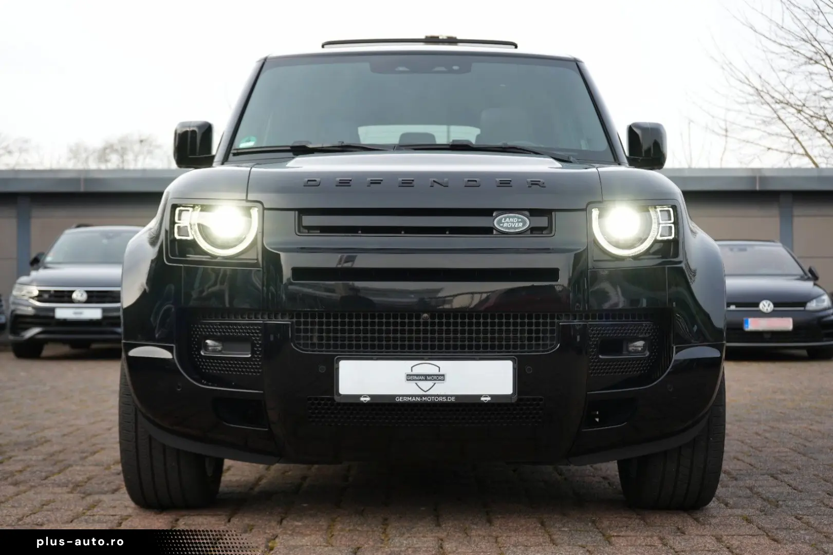 LAND ROVER Defender 110 X-DYNAMIC HSE STANDHEIZ 7SITZE AHK