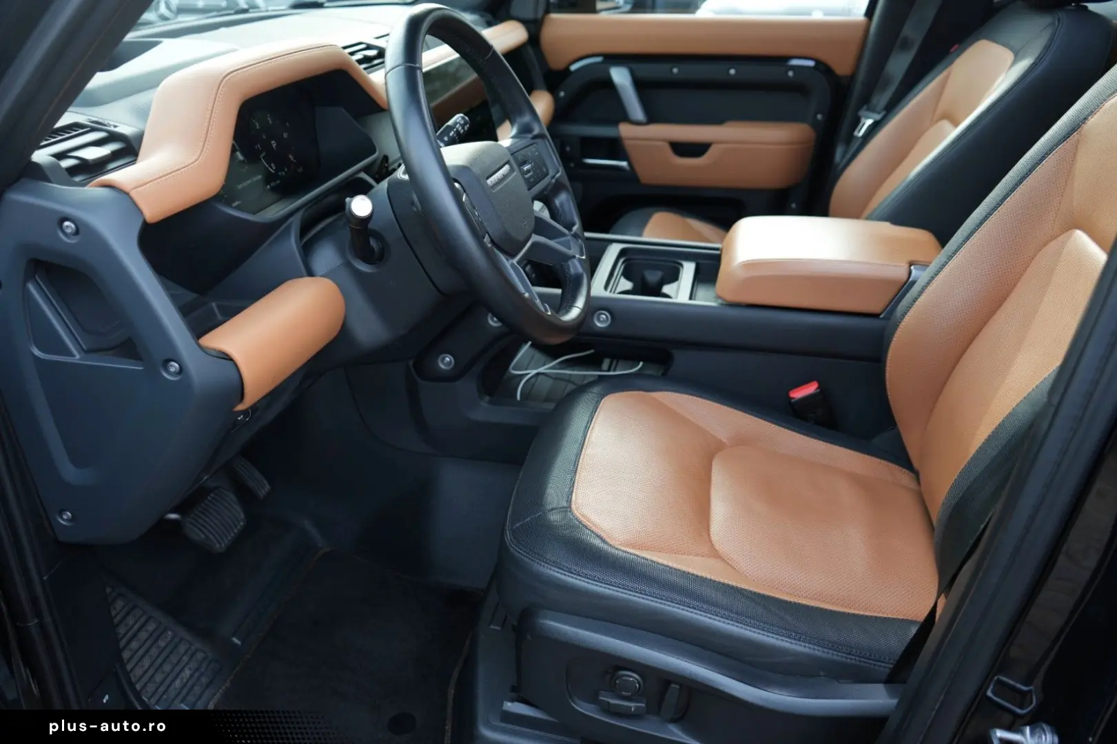 LAND ROVER Defender 110 X-DYNAMIC HSE STANDHEIZ 7SITZE AHK