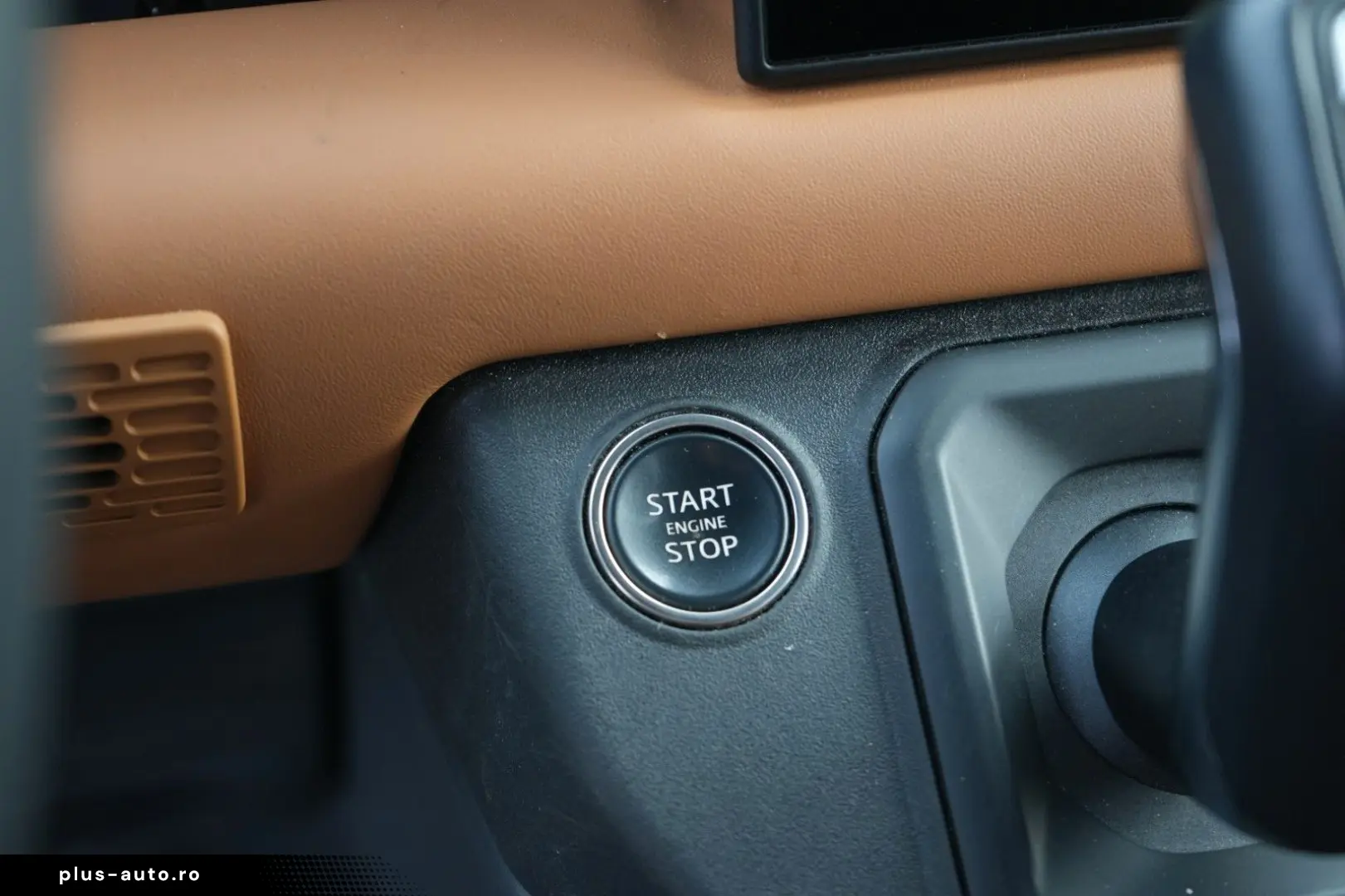 LAND ROVER Defender 110 X-DYNAMIC HSE STANDHEIZ 7SITZE AHK