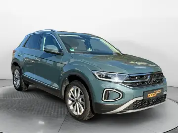 VW T-Roc 1.5TSI DSG Style LED AHK Pano Standheizung