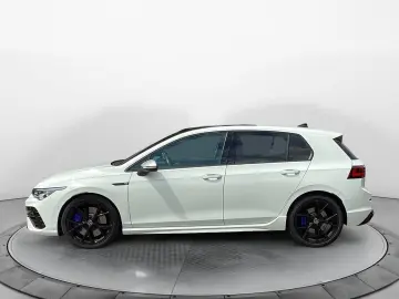 VW Golf VIII R 4M DSG Navi LED Pano HUD