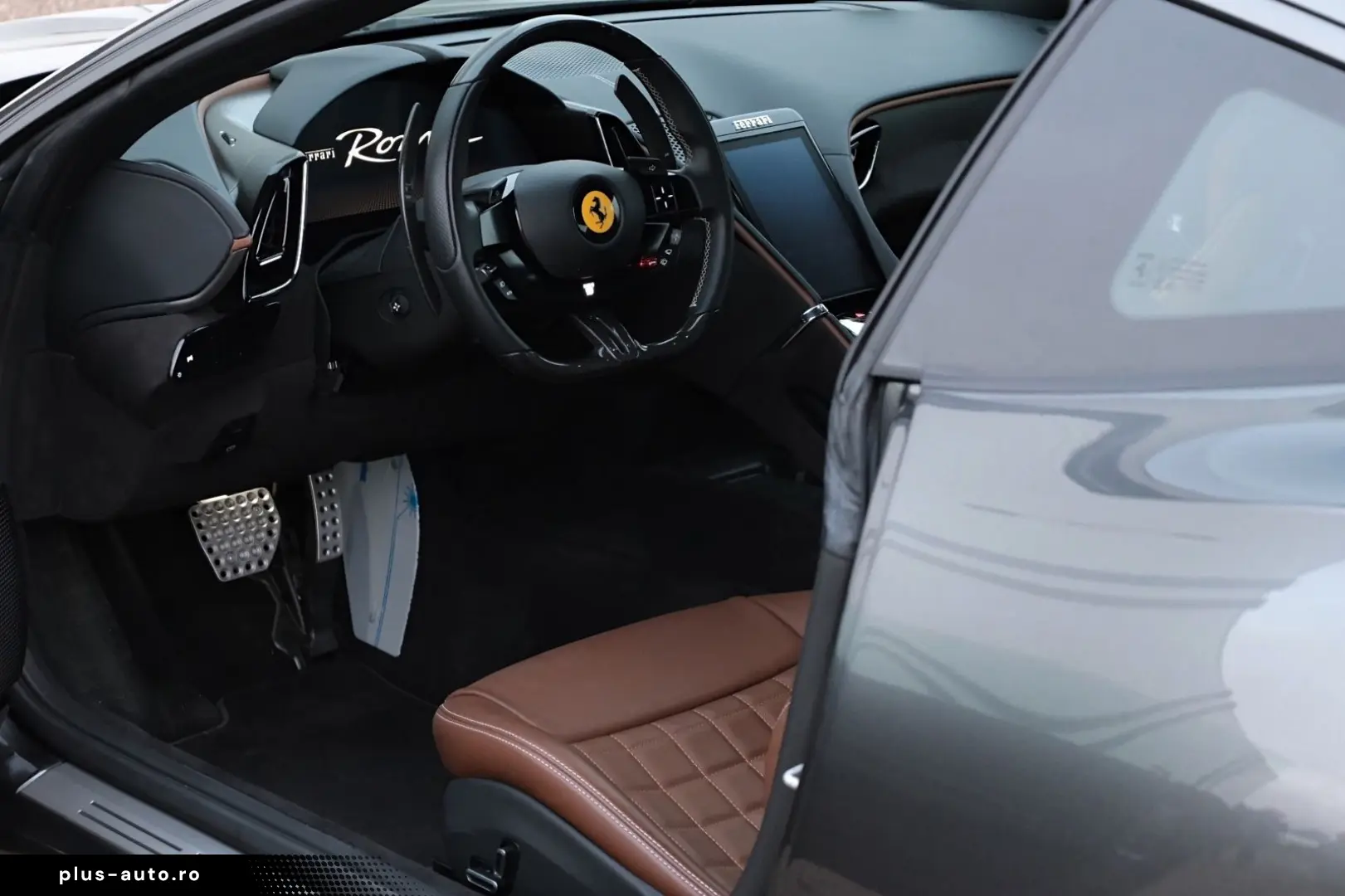 FERRARI Roma Magneride Carbon Cam QuiltedStyle 20  TOP