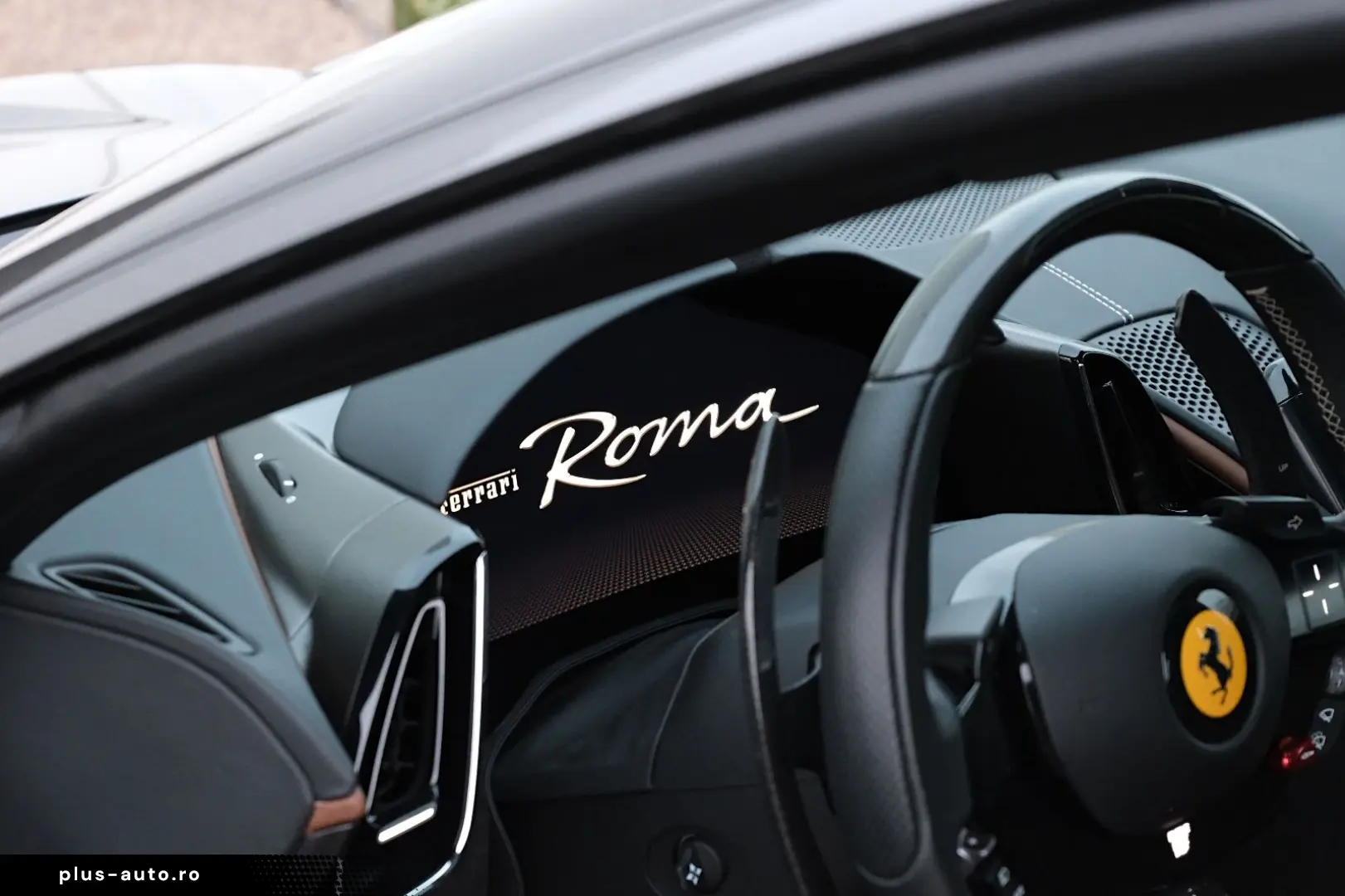 FERRARI Roma Magneride Carbon Cam QuiltedStyle 20  TOP