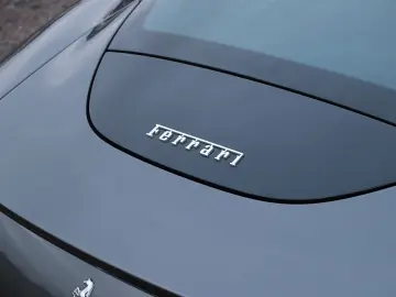 FERRARI Roma Magneride Carbon Cam QuiltedStyle 20  TOP