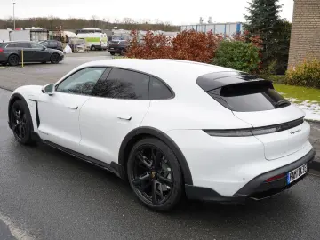 PORSCHE Taycan 4S Cross Turismo HeadUp  Beifahrerdisplay