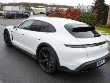 PORSCHE Taycan 4S Cross Turismo HeadUp  Beifahrerdisplay