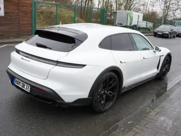 PORSCHE Taycan 4S Cross Turismo HeadUp  Beifahrerdisplay