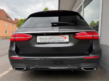MERCEDES-BENZ E 400d T 4M AMG  Night ABC HUD Sound S…