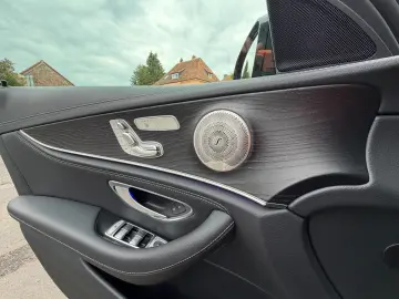MERCEDES-BENZ E 400d T 4M AMG  Night ABC HUD Sound S…