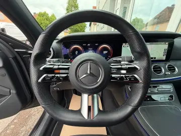 MERCEDES-BENZ E 400d T 4M AMG  Night ABC HUD Sound S…