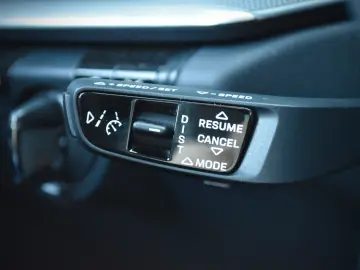 PORSCHE 911 TURBO 360-KAMERA BOSE LIFT PANO APPROVED