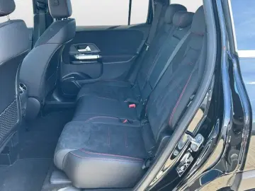 MERCEDES-BENZ GLB 200 d AMG Multibeam HANDS-FREE AHK Kamera