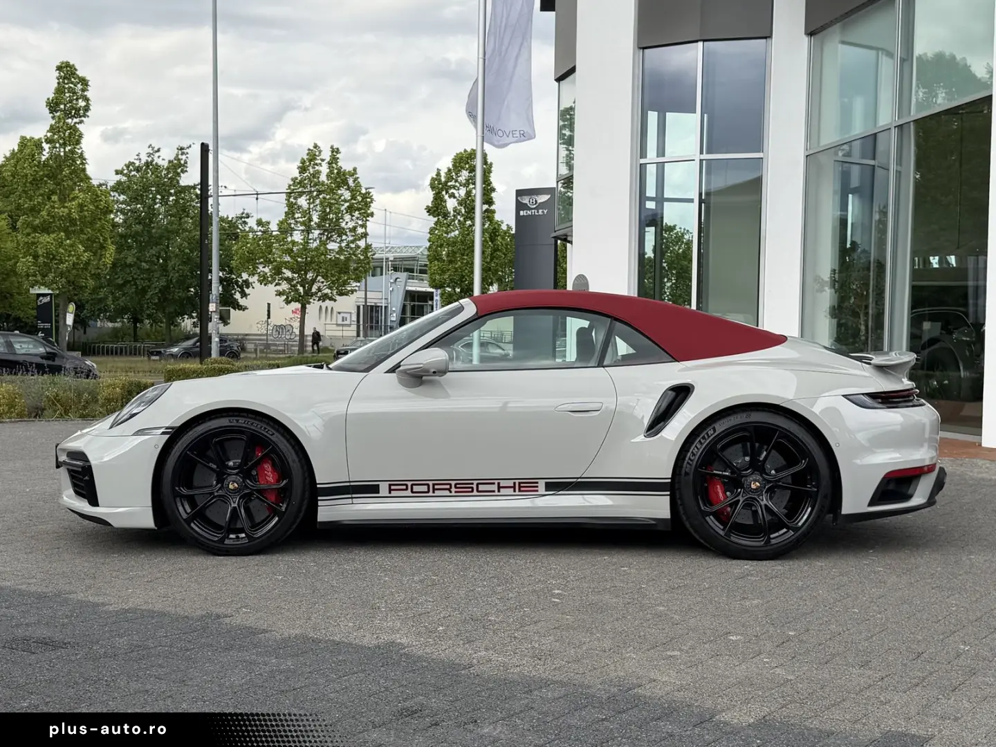 PORSCHE 911 Turbo S Cabriolet  Lift Leder-Exkl. Matrix