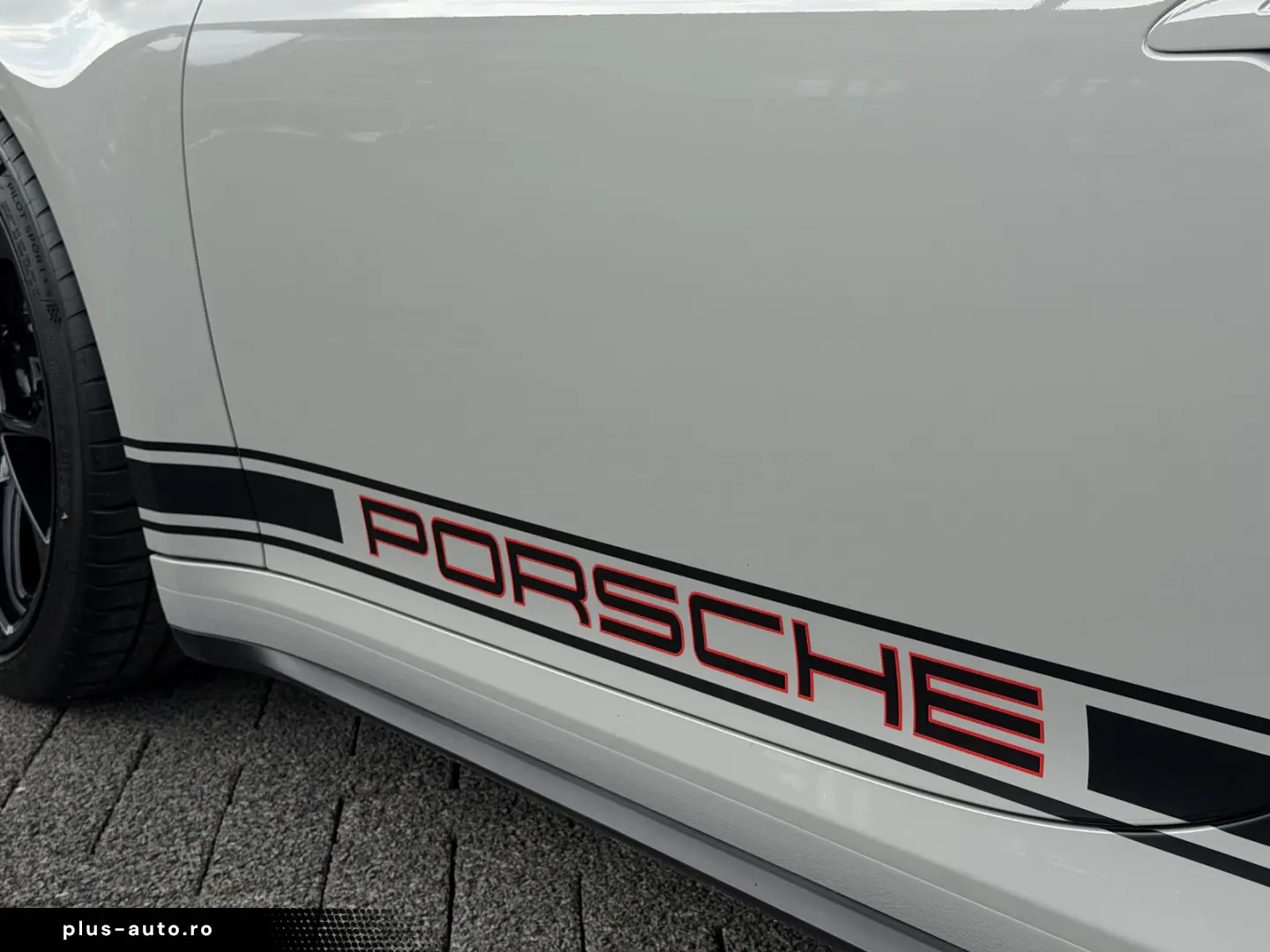 PORSCHE 911 Turbo S Cabriolet  Lift Leder-Exkl. Matrix