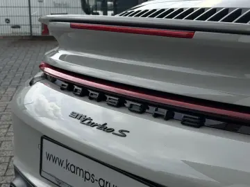 PORSCHE 911 Turbo S Cabriolet  Lift Leder-Exkl. Matrix