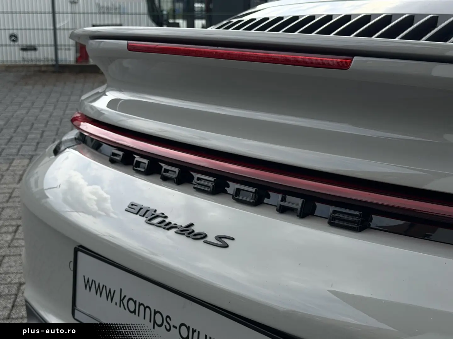 PORSCHE 911 Turbo S Cabriolet  Lift Leder-Exkl. Matrix