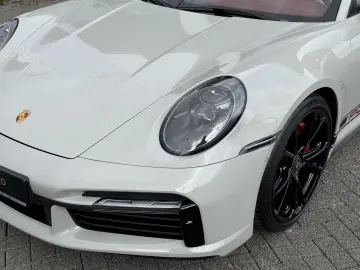 PORSCHE 911 Turbo S Cabriolet  Lift Leder-Exkl. Matrix