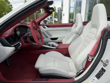 PORSCHE 911 Turbo S Cabriolet  Lift Leder-Exkl. Matrix