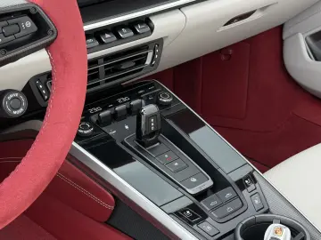 PORSCHE 911 Turbo S Cabriolet  Lift Leder-Exkl. Matrix