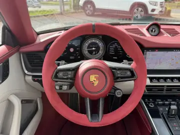 PORSCHE 911 Turbo S Cabriolet  Lift Leder-Exkl. Matrix
