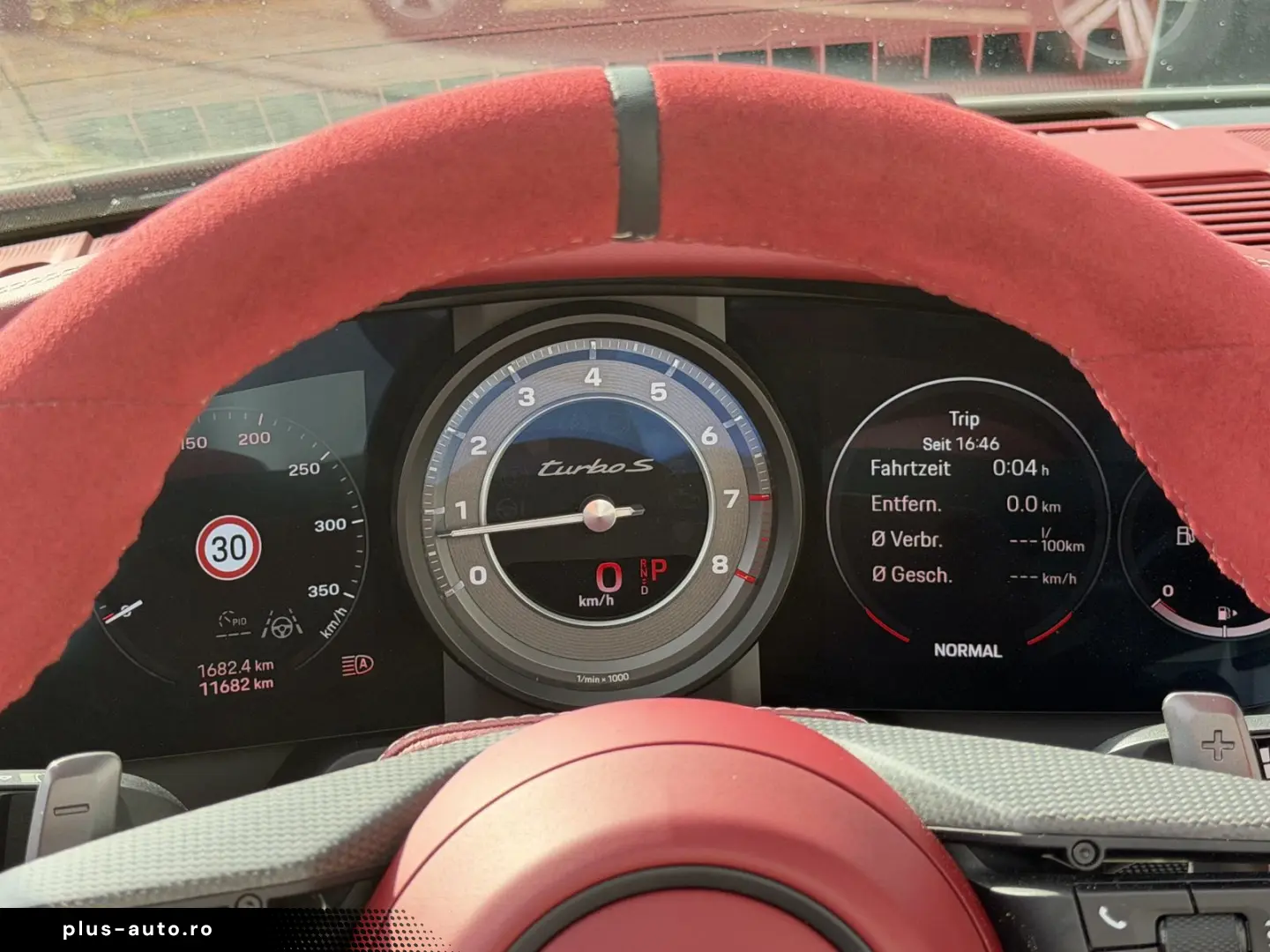 PORSCHE 911 Turbo S Cabriolet  Lift Leder-Exkl. Matrix