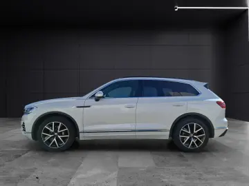 VW Touareg TDI Elegance Matrix Navi ACC AHK Luft 20