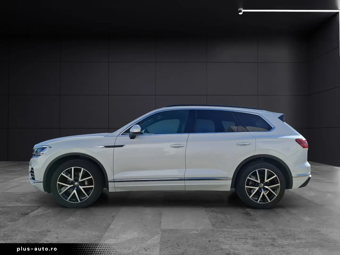 VW Touareg TDI Elegance Matrix Navi ACC AHK Luft 20