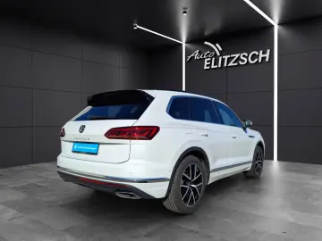 VW Touareg TDI Elegance Matrix Navi ACC AHK Luft 20