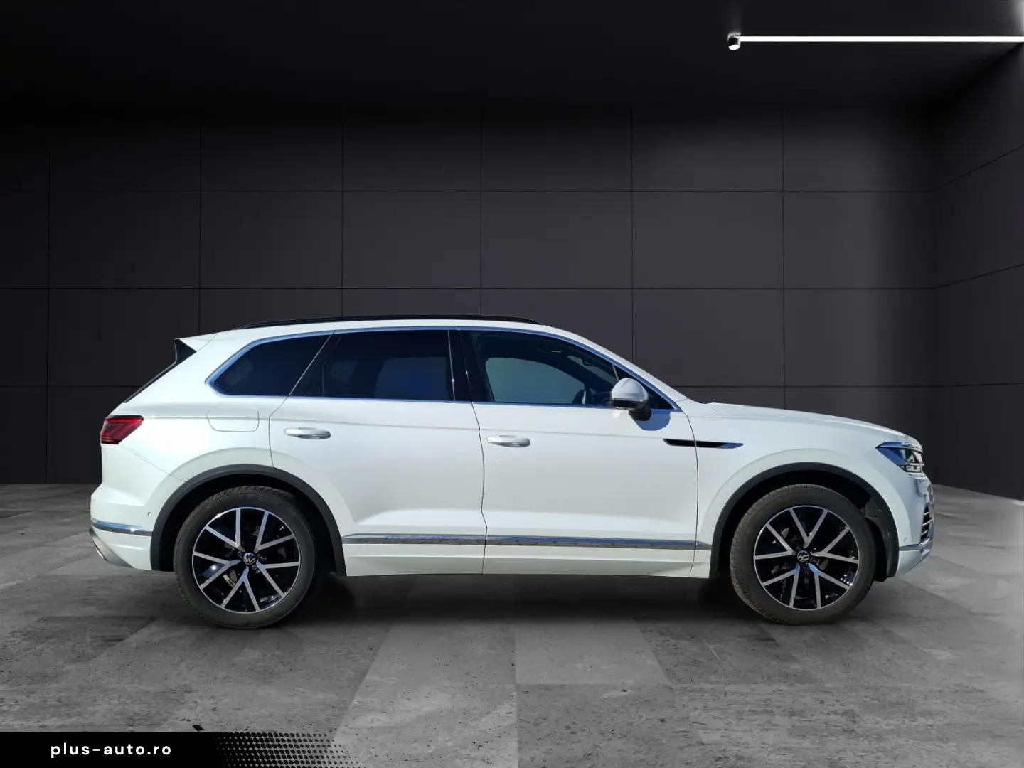 VW Touareg TDI Elegance Matrix Navi ACC AHK Luft 20