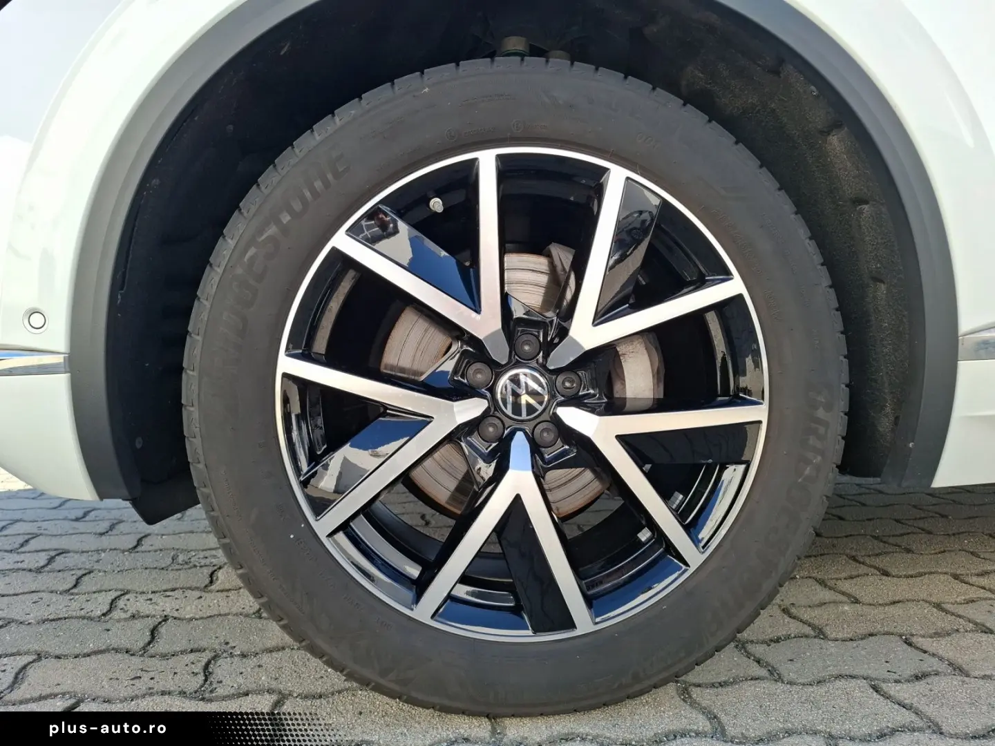 VW Touareg TDI Elegance Matrix Navi ACC AHK Luft 20