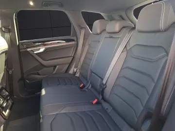 VW Touareg TDI Elegance Matrix Navi ACC AHK Luft 20