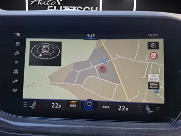 VW Touareg TDI Elegance Matrix Navi ACC AHK Luft 20