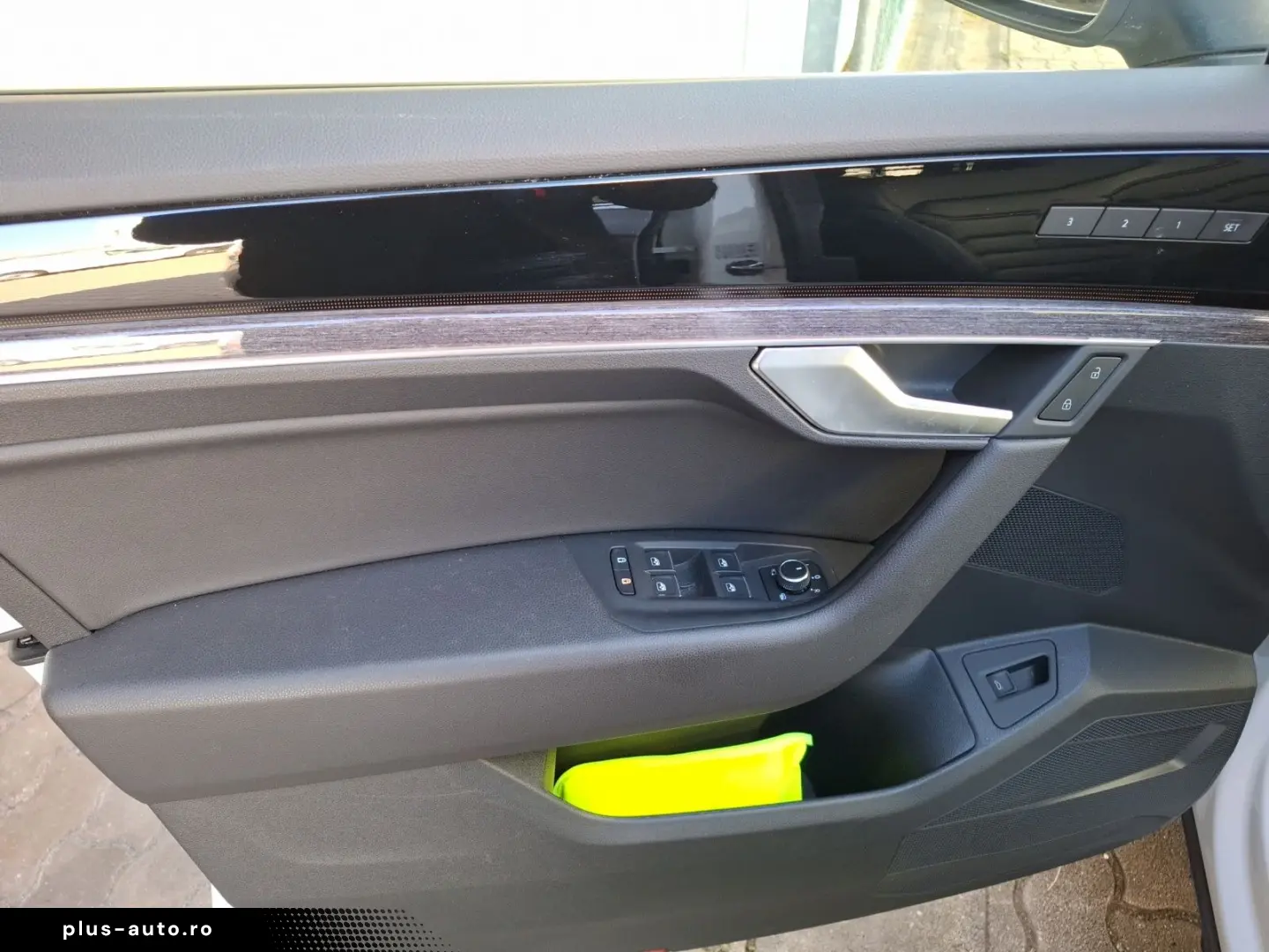 VW Touareg TDI Elegance Matrix Navi ACC AHK Luft 20