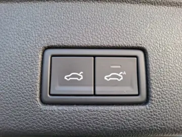 VW Touareg TDI Elegance Matrix Navi ACC AHK Luft 20