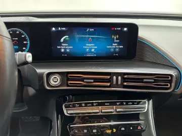 MERCEDES-BENZ EQC 400 4Matic Electric Art AMG Multib…