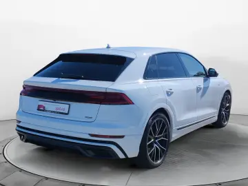 AUDI Q8 50 TDI q. Tiptr. S-Line 2x  HD Matrix  B&O  L