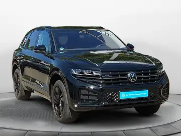 VW Touareg 3.0TDI R-Line Black Pano AHK Standh.Navi