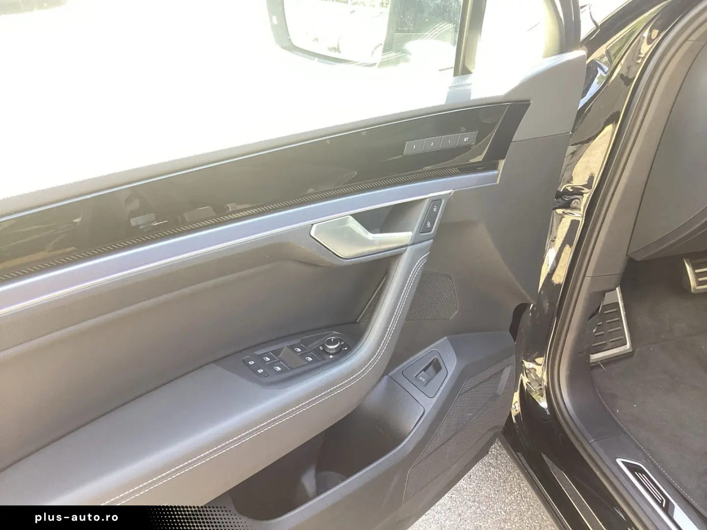 VW Touareg 3.0TDI R-Line Black Pano AHK Standh.Navi