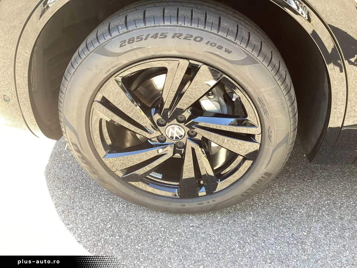VW Touareg 3.0TDI R-Line Black Pano AHK Standh.Navi