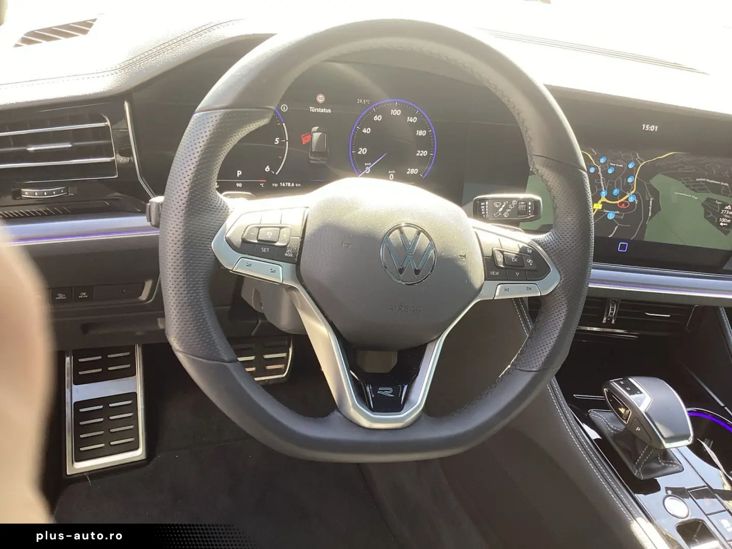 VW Touareg 3.0TDI R-Line Black Pano AHK Standh.Navi