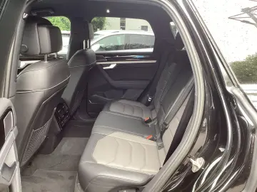 VW Touareg 3.0TSI R-Line 4M HUD Leder AHK Navi LED