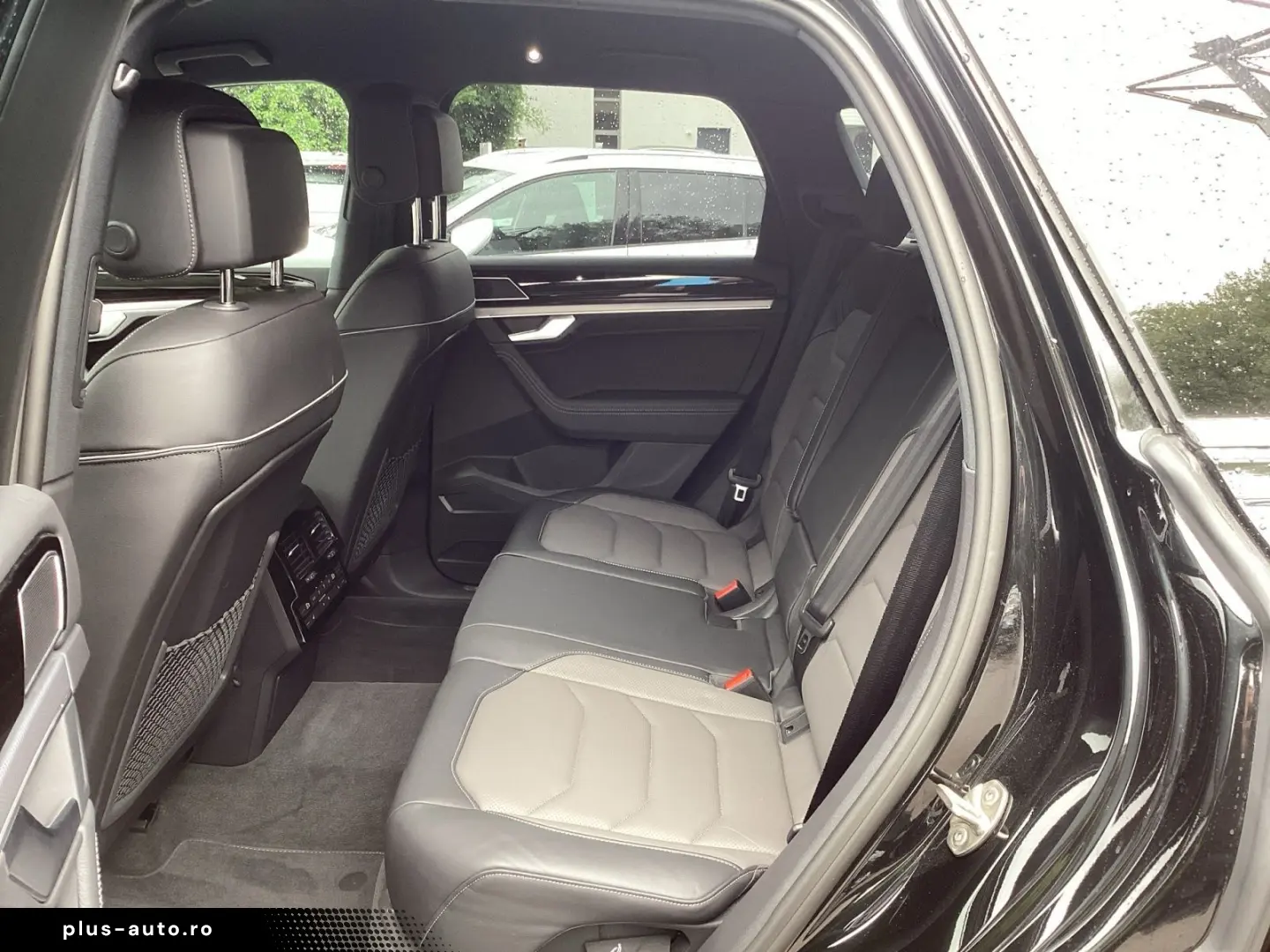 VW Touareg 3.0TSI R-Line 4M HUD Leder AHK Navi LED