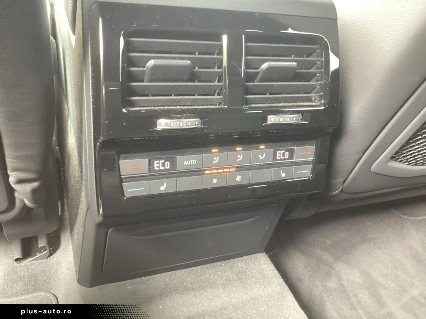 VW Touareg 3.0TSI R-Line 4M HUD Leder AHK Navi LED