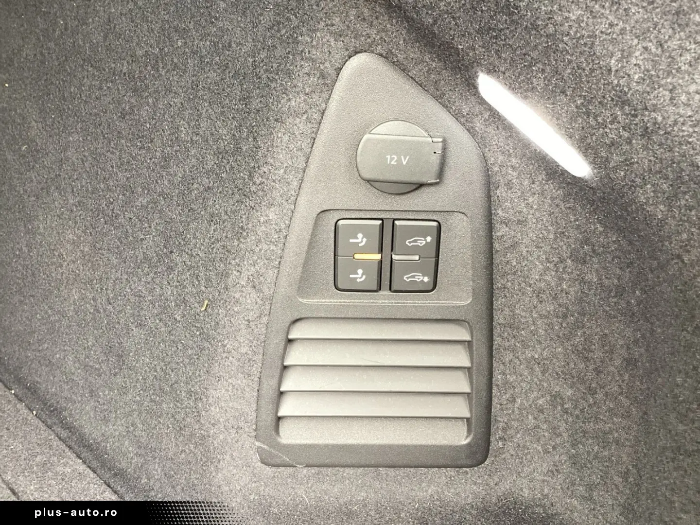 VW Touareg 3.0TSI R-Line 4M HUD Leder AHK Navi LED